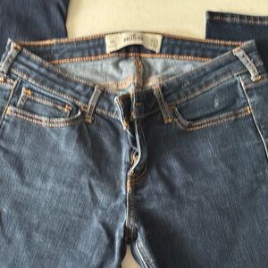 Hollister Blue Skinny Jeans Classic Denim Style